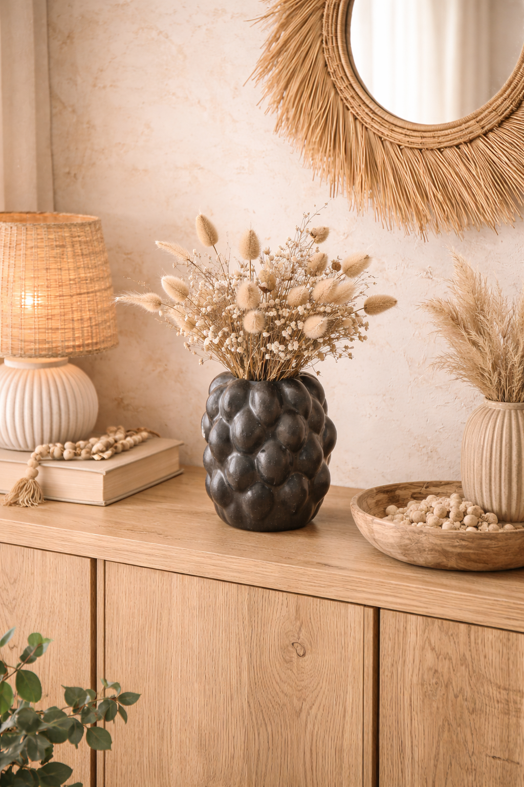 Vase design texturé noir – Style bohème chic