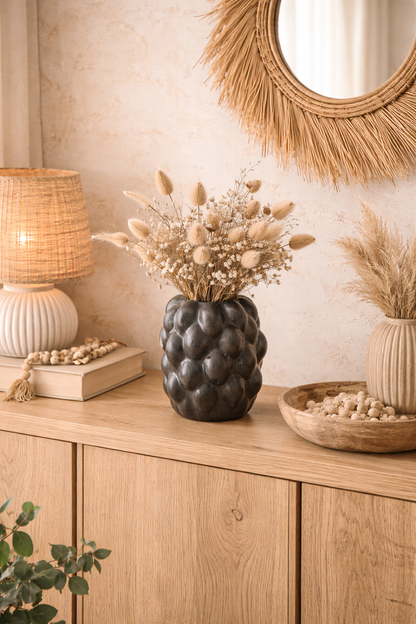 Vase design texturé noir – Style bohème chic