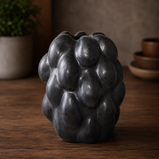 Vase design texturé noir – Style bohème chic