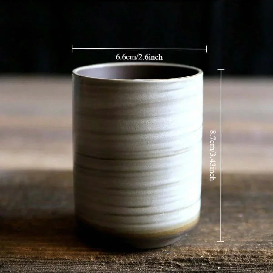 Tasse en céramique artisanale – Émail texturé